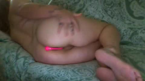 Snapshot of gamergirl2025 chatting on October 22, 7:30 am tatted tootsie online show from October 22, 7:30 am