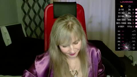 Snapshot of ganet469 chatting on October 23, 2:05 pm Janette online show from October 23, 2:05 pm