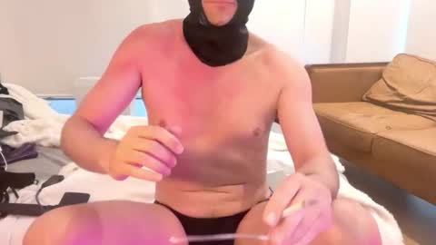 Snapshot of gape_party chatting on December 19, 8:21 am gape_party online show from December 19, 8:21 am