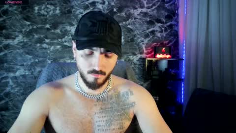 Chris  Dont forget to gift me thumb up Its very important to me and makes me happy AF  online show from February 24, 5:33 am