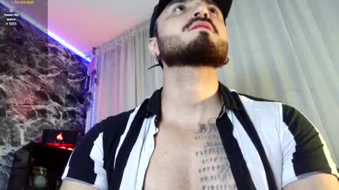 Chris  Dont forget to gift me thumb up Its very important to me and makes me happy AF  online show from September 14, 6:56 am