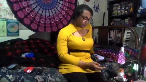 Gardenia online show from November 26, 2:01 am