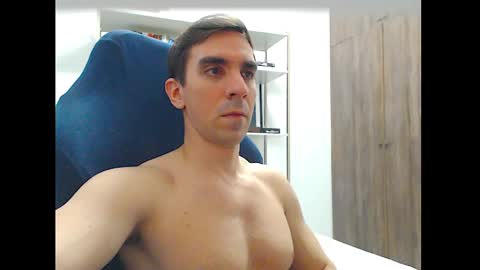 Snapshot of gatosarado23 chatting on November 3, 2:57 am gatosarado23 online show from November 3, 2:57 am