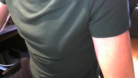 Snapshot of gay_slave_on_cam chatting on March 1, 10:24 am gay slave on cam online show from March 1, 10:24 am