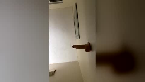 gayrocpros online show from December 5, 9:29 am