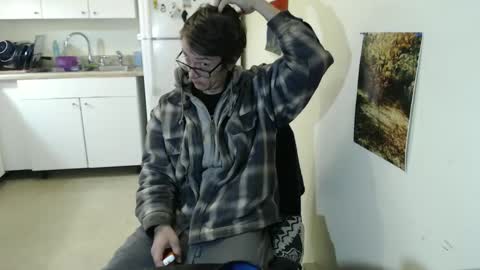 Snapshot of gdanch chatting on January 4, 2:46 pm G online show from January 4, 2:46 pm