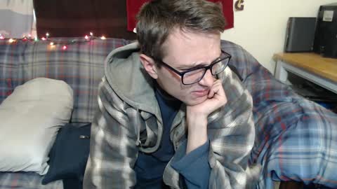 Snapshot of gdanch chatting on January 17, 6:33 pm G online show from January 17, 6:33 pm