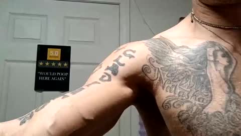 Snapshot of geekedoutlabs chatting on October 24, 1:57 am Zanecubano online show from October 24, 1:57 am