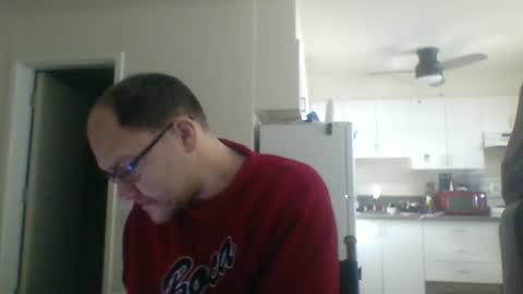 Snapshot of geekgamer41 chatting on November 8, 7:01 pm geekgamer41 online show from November 8, 7:01 pm