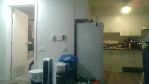 Snapshot of geekgamer41 chatting on November 23, 5:51 am geekgamer41 online show from November 23, 5:51 am