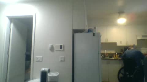 Snapshot of geekgamer41 chatting on December 5, 7:10 pm geekgamer41 online show from December 5, 7:10 pm