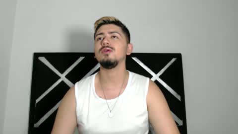 Snapshot of geenncharlie chatting on November 10, 7:35 pm geenncharlie online show from November 10, 7:35 pm