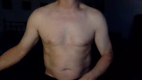 Snapshot of geetarluvver chatting on January 2, 12:45 am geetarluvver online show from January 2, 12:45 am