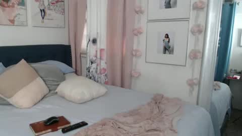 The Empress online show from September 30, 10:59 pm