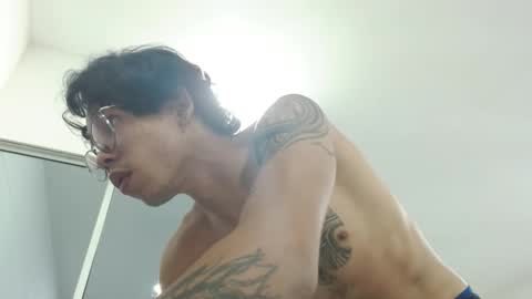 Andrs  online show from November 28, 9:17 pm