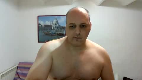 gelean online show from December 2, 10:42 am