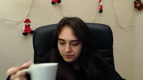 Snapshot of gemma_arterton chatting on January 5, 7:07 am Gemma online show from January 5, 7:07 am