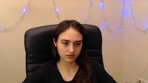 Snapshot of gemma_arterton chatting on March 3, 6:15 am Gemma online show from March 3, 6:15 am