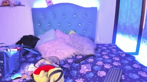 Gemma online show from March 28, 1:54 pm