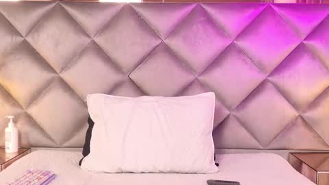 Snapshot of gemma_sm chatting on September 20, 3:29 am Maria online show from September 20, 3:29 am