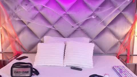 Snapshot of gemma_sm chatting on October 27, 2:59 am Maria online show from October 27, 2:59 am