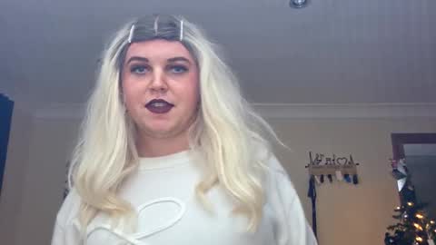 gemmaquinzel online show from November 30, 4:11 pm