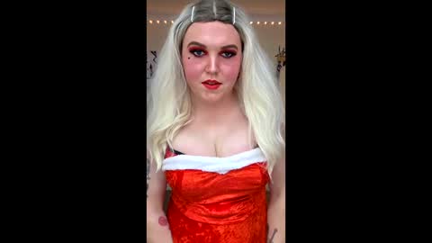 gemmaquinzel online show from December 22, 10:29 pm