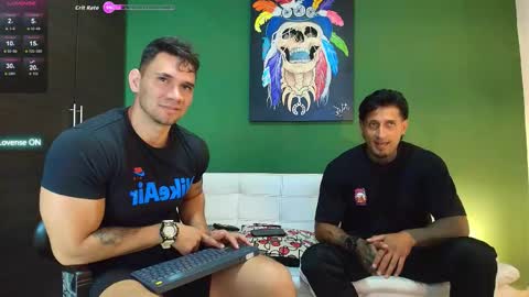 Snapshot of gendersonfit chatting on October 6, 9:45 pm gendersonfit online show from October 6, 9:45 pm