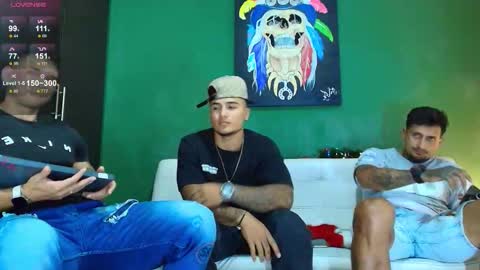 Snapshot of gendersonfit chatting on December 17, 10:38 pm gendersonfit online show from December 17, 10:38 pm