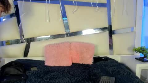 genesis_js online show from November 15, 3:04 am