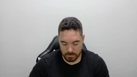 Snapshot of genesis_wb chatting on October 22, 2:34 am genesis_wb online show from October 22, 2:34 am