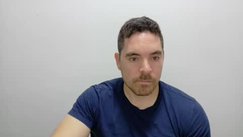 Snapshot of genesis_wb chatting on October 29, 2:14 am genesis_wb online show from October 29, 2:14 am