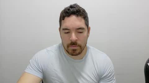 Snapshot of genesis_wb chatting on November 16, 10:26 pm genesis_wb online show from November 16, 10:26 pm