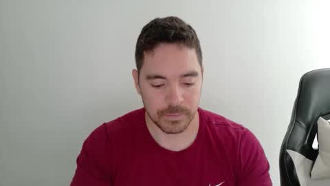 Snapshot of genesis_wb chatting on November 30, 8:24 pm genesis_wb online show from November 30, 8:24 pm