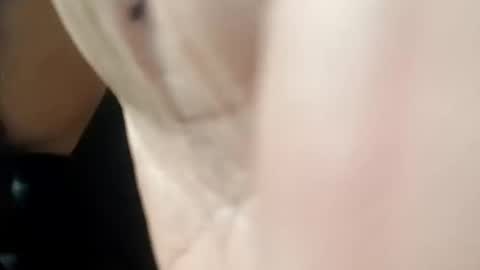 Snapshot of genosand202 chatting on December 19, 7:54 pm Naughty Cassandra CD online show from December 19, 7:54 pm