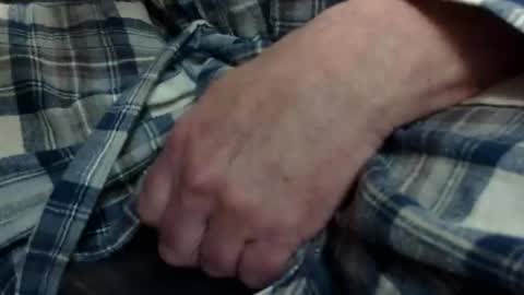 Snapshot of gent063 chatting on November 18, 1:04 pm gent063 online show from November 18, 1:04 pm