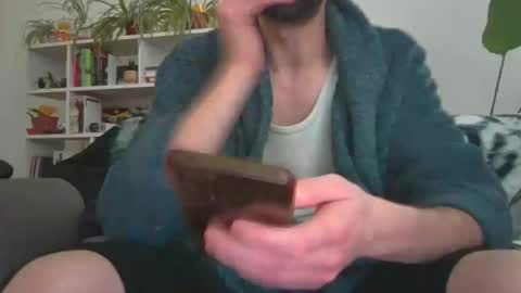 Snapshot of geon2xx chatting on November 4, 10:58 am Geon online show from November 4, 10:58 am