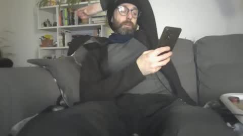 Snapshot of geon2xx chatting on November 15, 2:42 am Geon online show from November 15, 2:42 am