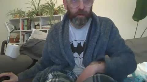 Snapshot of geon2xx chatting on November 23, 8:58 am Geon online show from November 23, 8:58 am