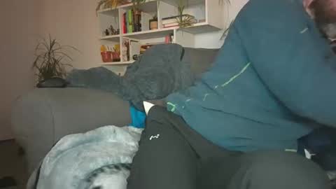 Snapshot of geon2xx chatting on December 1, 4:12 pm Geon online show from December 1, 4:12 pm