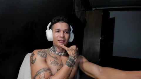 Snapshot of george_prince2 chatting on January 12, 8:25 am independent model online show from January 12, 8:25 am