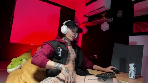 Snapshot of george_prince2 chatting on January 23, 3:37 am independent model online show from January 23, 3:37 am