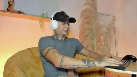 Snapshot of george_prince2 chatting on September 16, 12:55 am independent model online show from September 16, 12:55 am