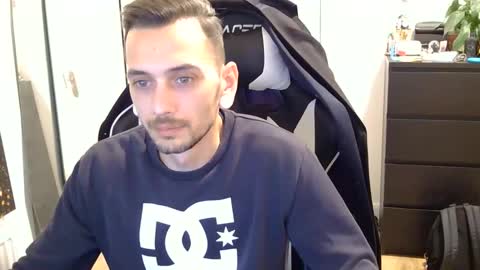 georgek0011 online show from September 28, 7:19 pm