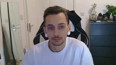 georgek0011 online show from November 7, 10:10 pm