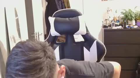 georgek0011 online show from April 7, 8:42 pm