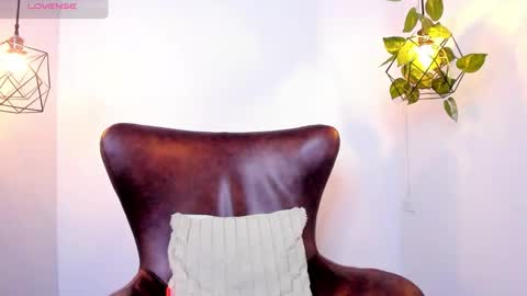 Snapshot of georgia1_ chatting on October 17, 1:20 am Georgia online show from October 17, 1:20 am