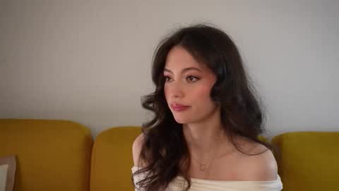 Snapshot of georgiamorandi chatting on December 5, 11:08 am georgiamorandi online show from December 5, 11:08 am