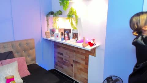 Georgina Coule online show from January 9, 6:15 pm