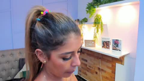 Georgina Coule online show from January 28, 6:17 pm